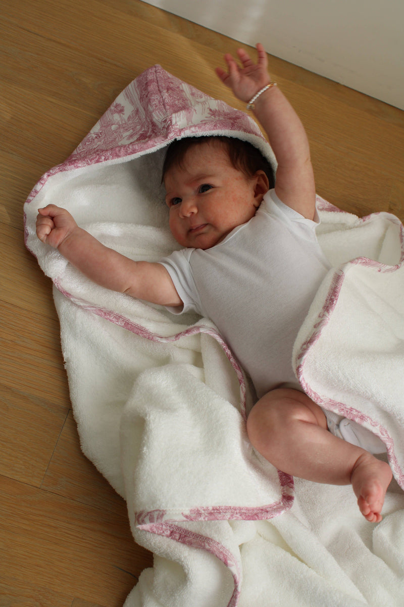 Pink Toile Bath Towel – briobebe
