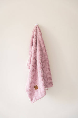 Cuddle Cookie Faux Fur Baby Blanket Zigzag Pink/Ivory