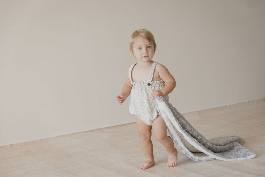 Cuddle Cookie Faux Fur Baby Blanket Zigzag Grey/Ivory